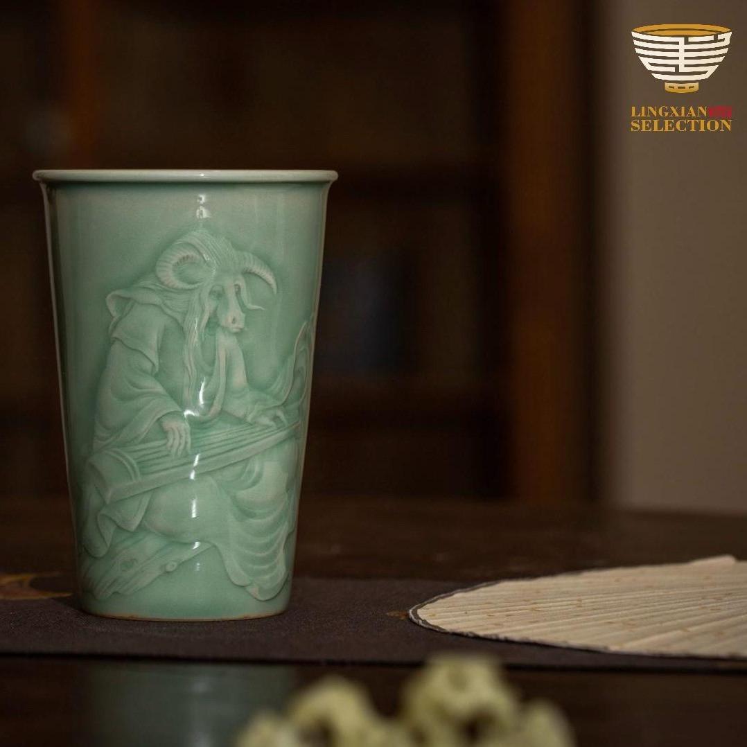 Handcrafted Celadon Zodiac Cup – Tu Renzhai Chinese Jade Glaze Porcelain Tumbler with Glossy Glaze & 12 Animal Designs
