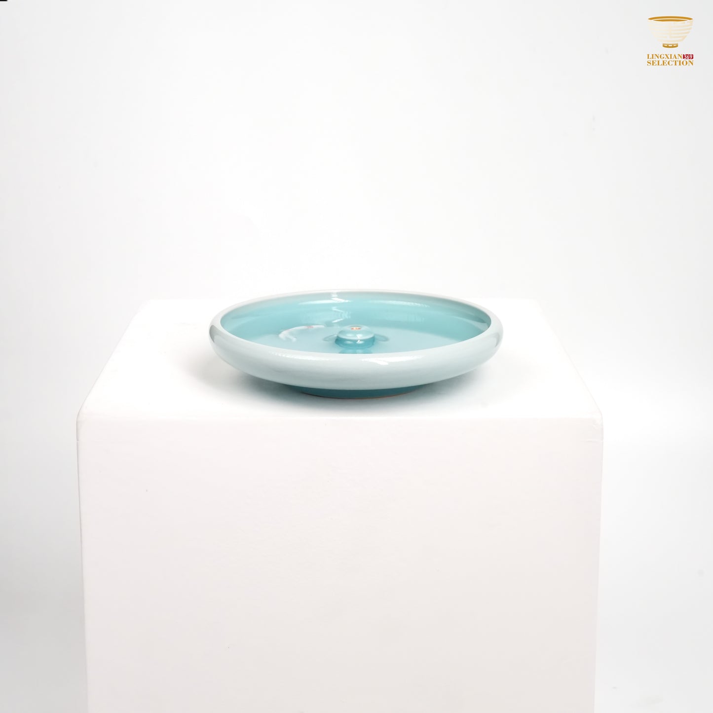 Jin Hongyang · Celadon Pink Blue Goldfish Incense Holder|Rippling Water Aesthetics · Glossy Official Glaze · Handcrafted Elegance for the Tea & Incense Table