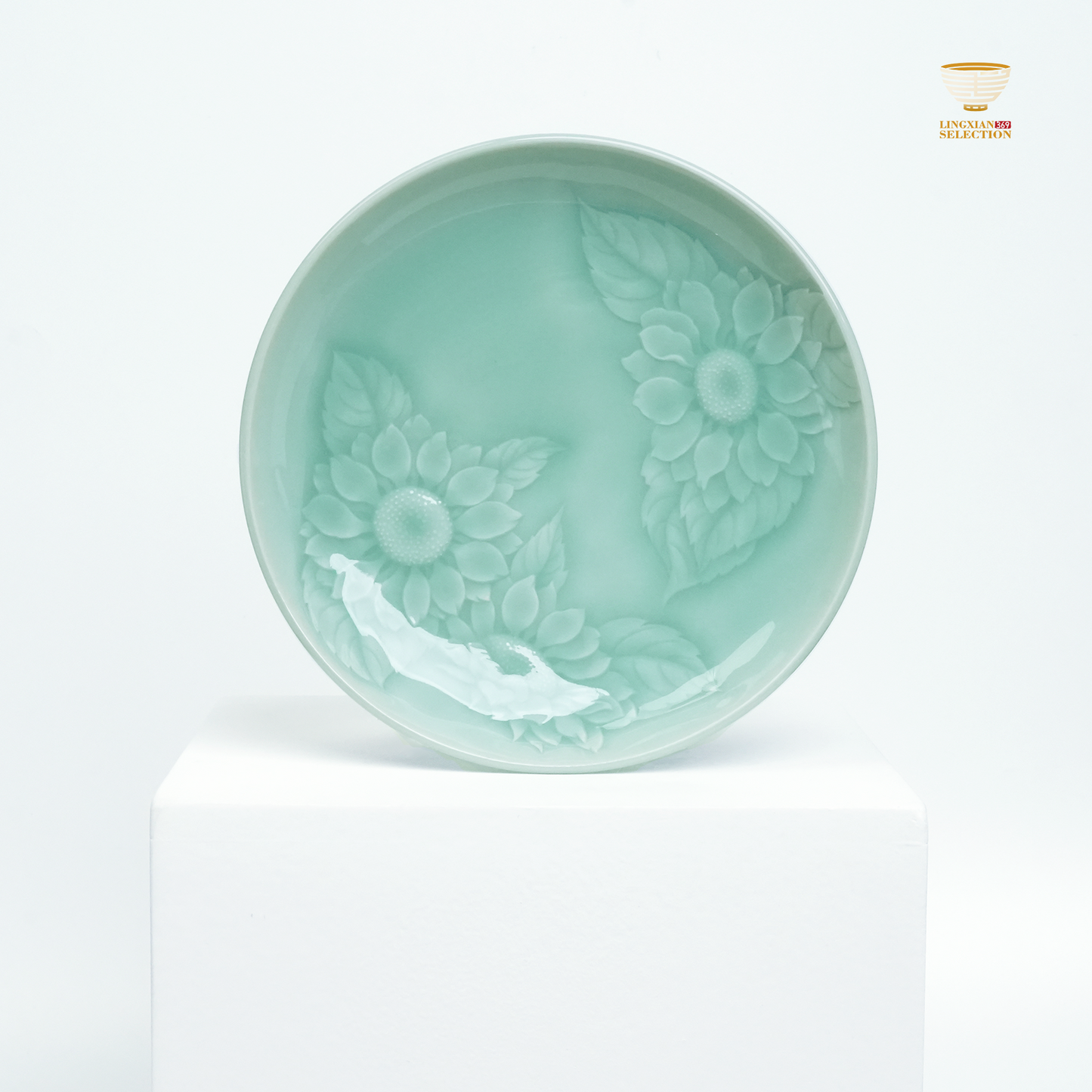 【Longquan Celadon by Liao Xinliang · Sunflower 3pieces Gaiwan |A Masterpiece of Craftsmanship & Tea Aesthetic Collection】