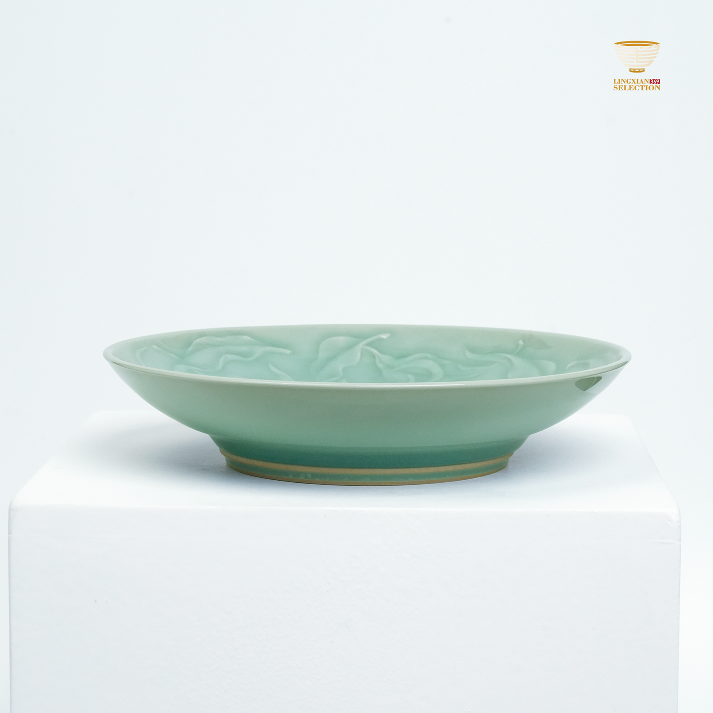 【Longquan Celadon by Liao Xinliang · Qian Ye Gaiwan Series|A Masterpiece of Craftsmanship & Tea Aesthetic Collection】
