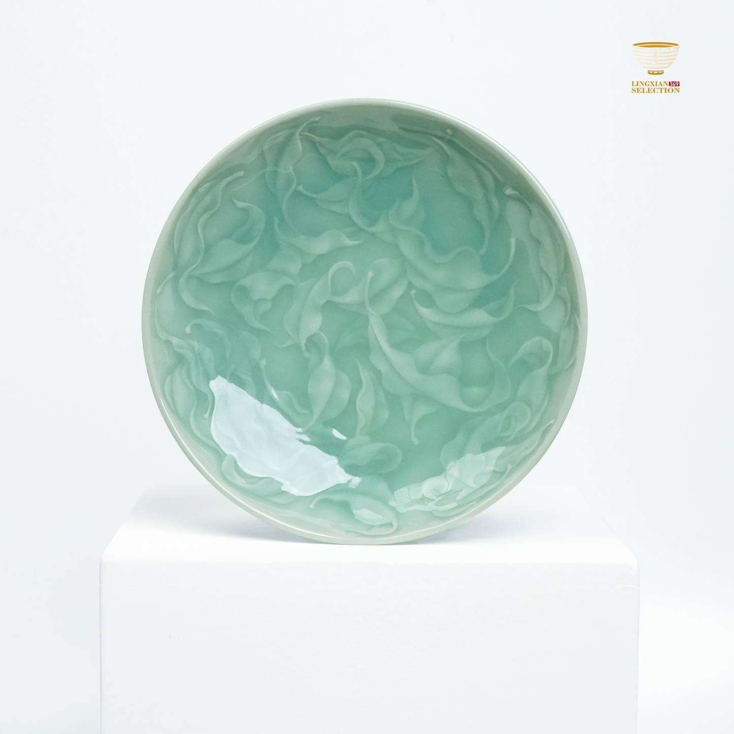 【Longquan Celadon by Liao Xinliang · Qian Ye Gaiwan Series|A Masterpiece of Craftsmanship & Tea Aesthetic Collection】
