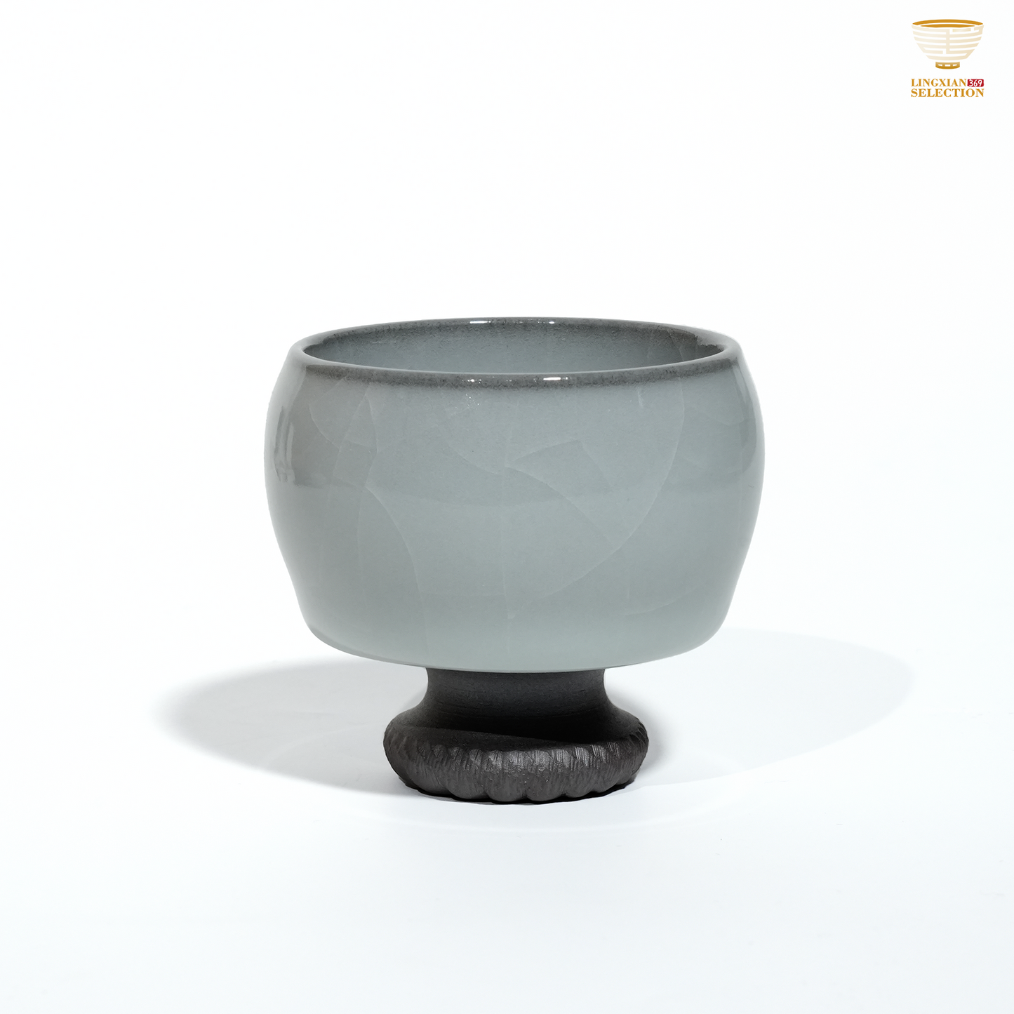 Liao Xinliang Off-White Glaze Iron-Titanium High-Footed Cup | Handmade Celadon Art T Vessel | Zen-Inspired Crackle Glaze Tasting Cup