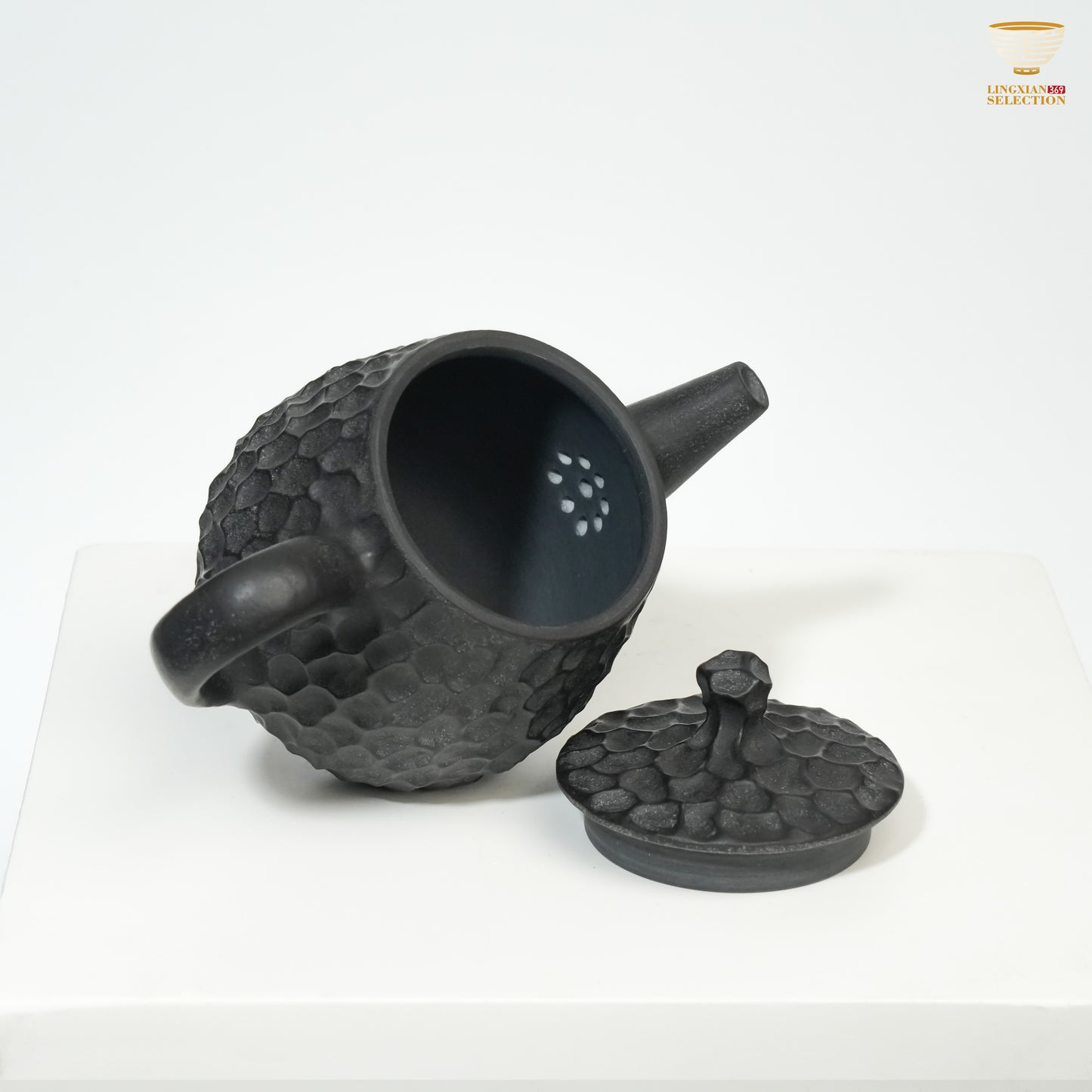 【Hunan An Hua Tillite Stone Surging Spring Teapot】 Glacial Rock Teapot |Hand-Carved Natural Stone|Water Purification Effect|Translucent Texture|Oriental Tea Aesthetic