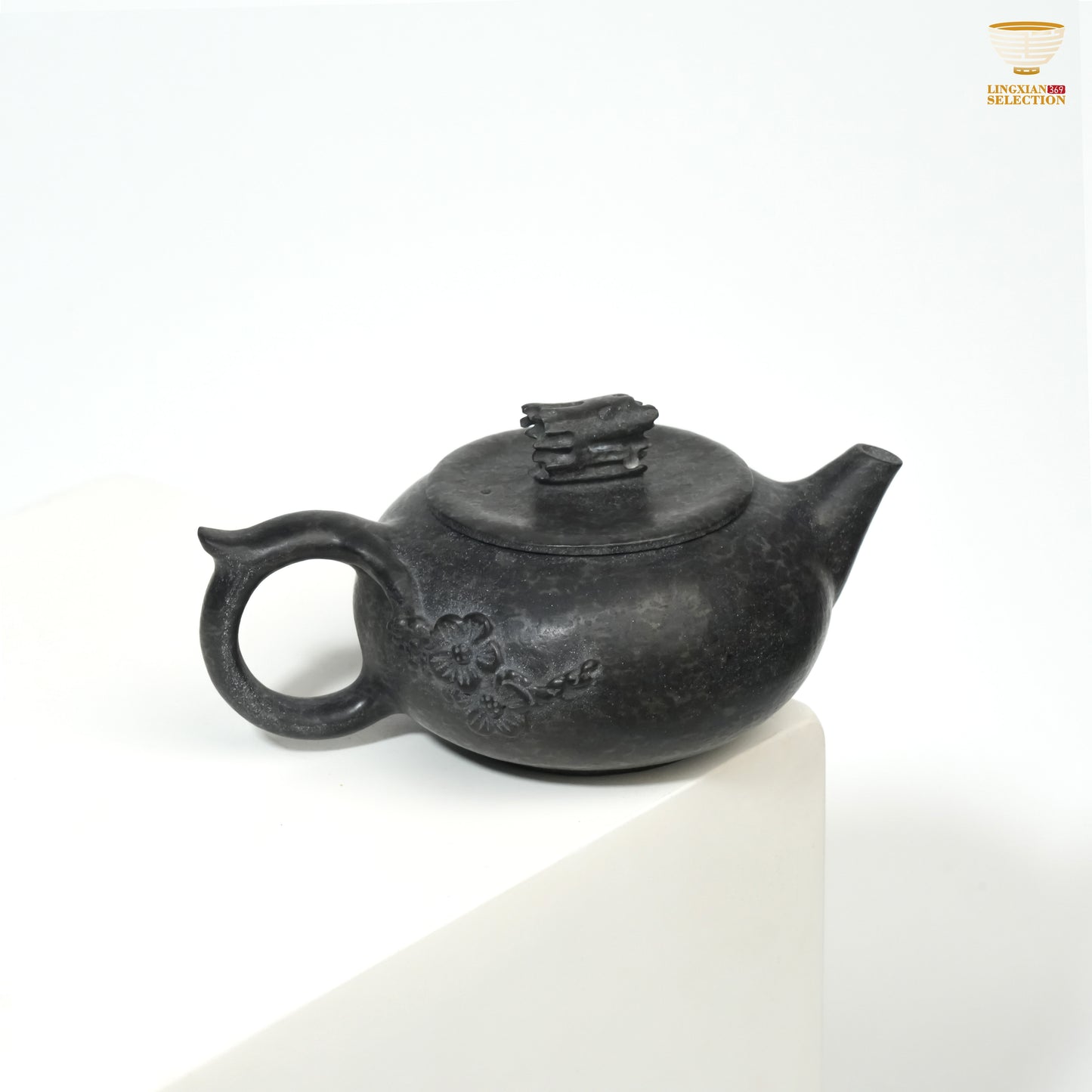 【Hunan An Hua Tillite Stone Translucent Pierced Teapot】 Glacial Rock Teapot |Hand-Carved Natural Stone|Water Purification Effect|Translucent Texture|Oriental Tea Aesthetic