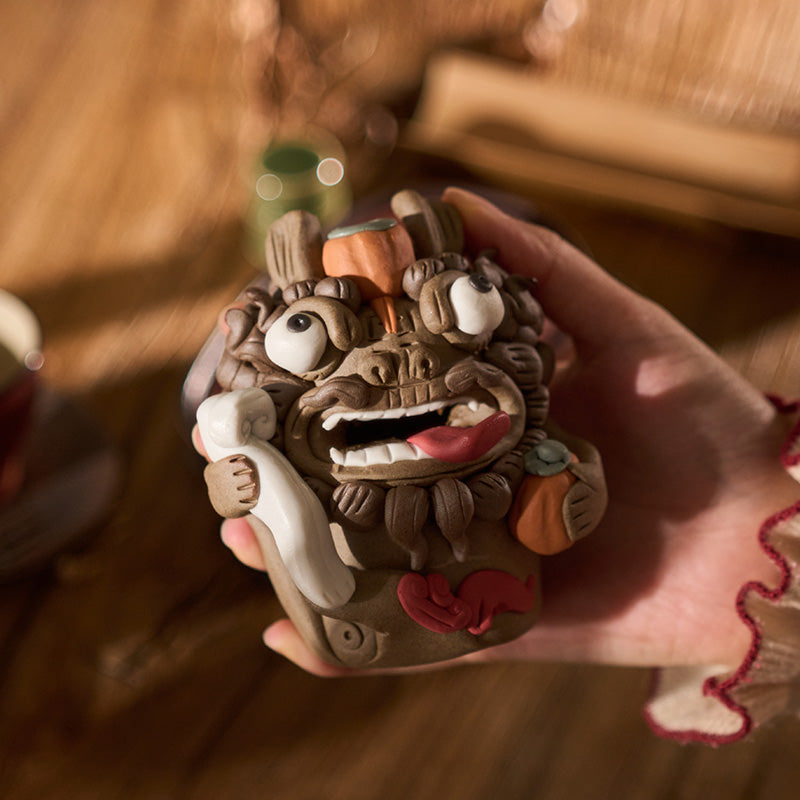 Handcrafted Ceramic Sculpted Pixiu – “Everything Goes Well” Tea Pet & Incense Holder | Chinese Tea Table Ornament & Cultural Gift