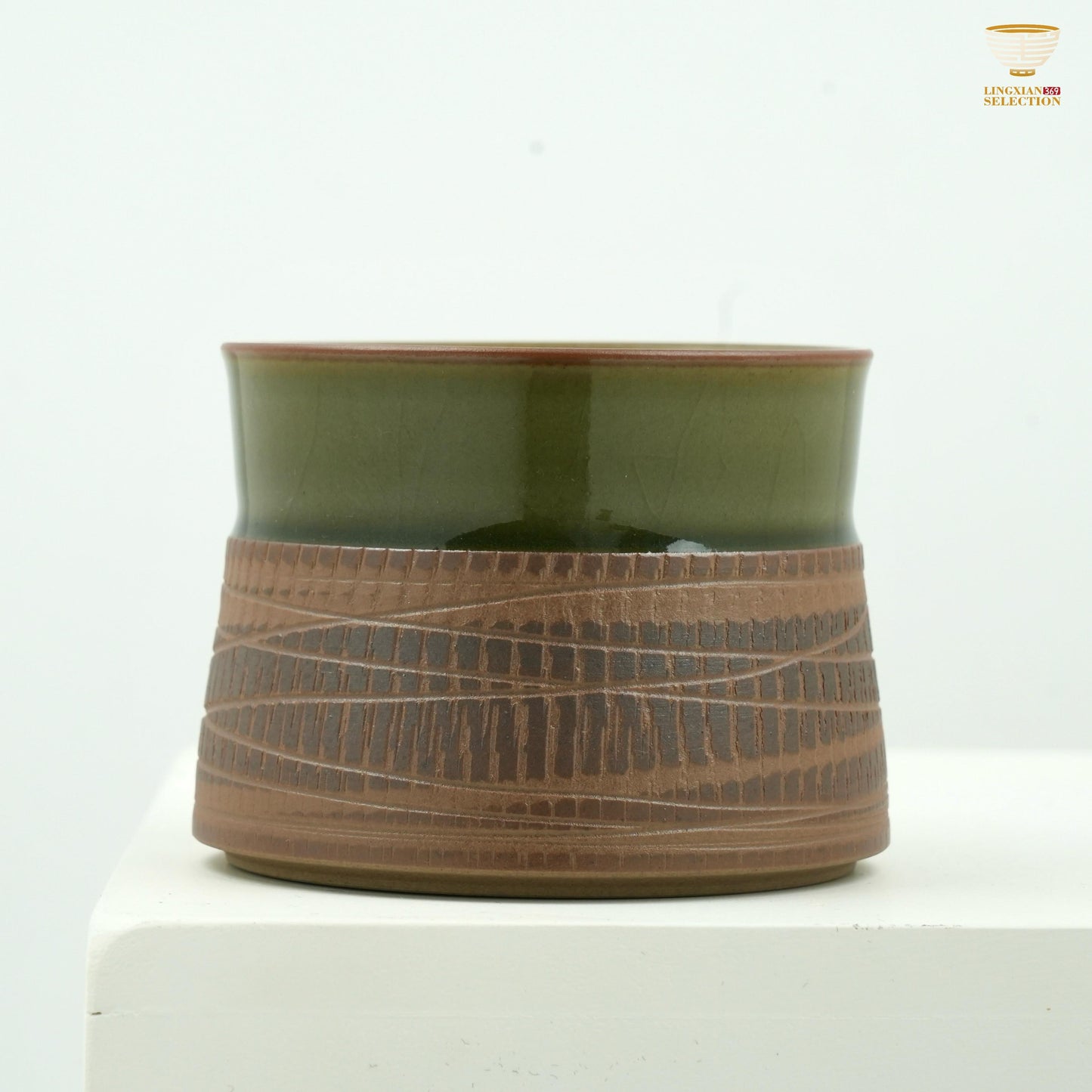 【Wood-fired Celadon Cup From Ye Chenxi】Celadon Tall-Footed Teacup|Vintage Geometric Pattern|Dual Ring Handles|Handcrafted Antiqued Design|Artisan Collectible Teaware|For Ceramic Art Collectors