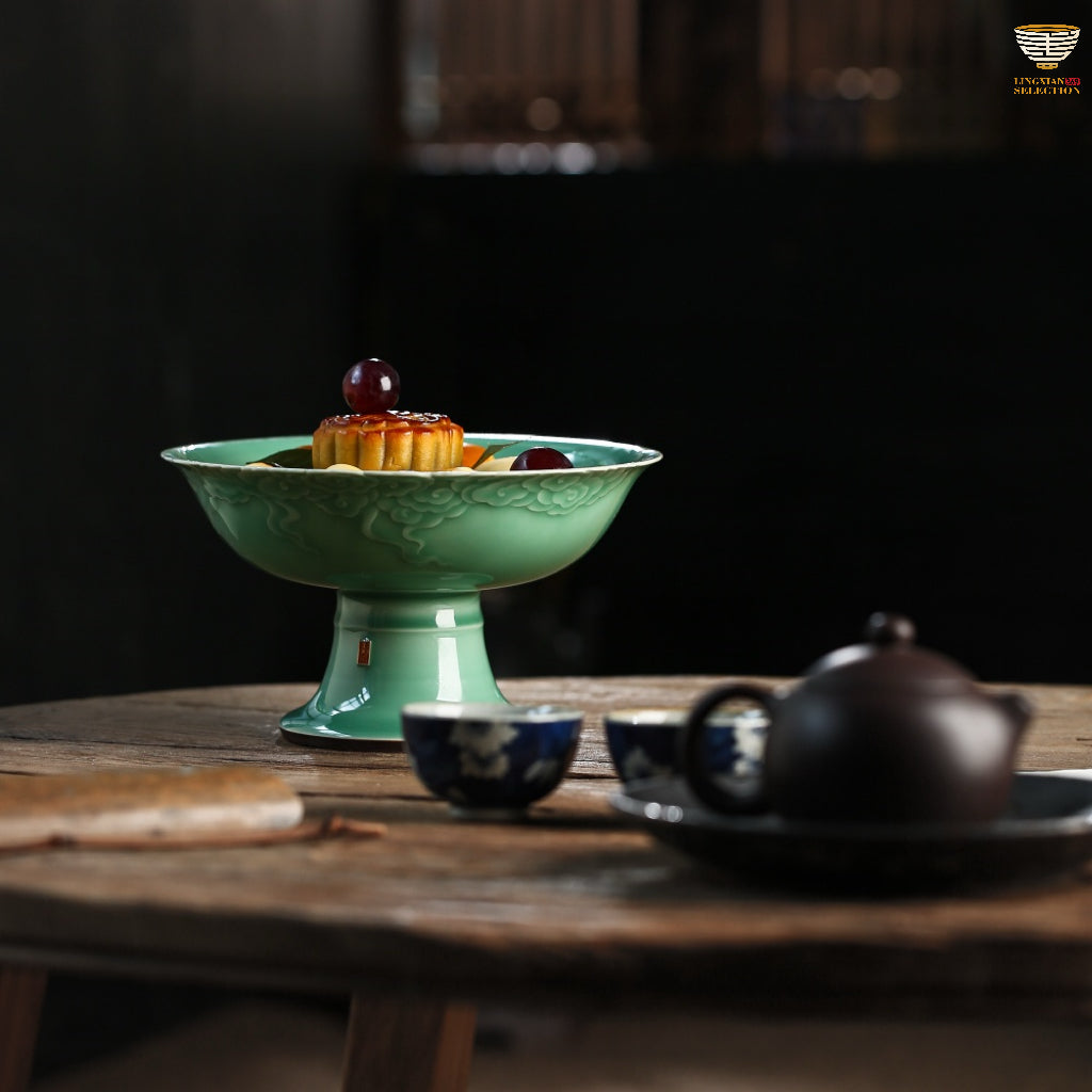 Turenzhai · “Ruguo” “Auspicious Clouds“ Celadon Fruit Plate | Cloud Motif Pedestal Dish | Elegant Tea Table & Dining Decor | Gift Box for Special Occasions