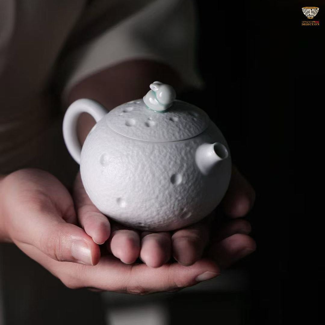 Wu Junjie · “Moon Gazing” Tea Set | Handmade Celadon Teapot & Cups Gift Box · Elegant Gongfu Teaware · Perfect for Gifting