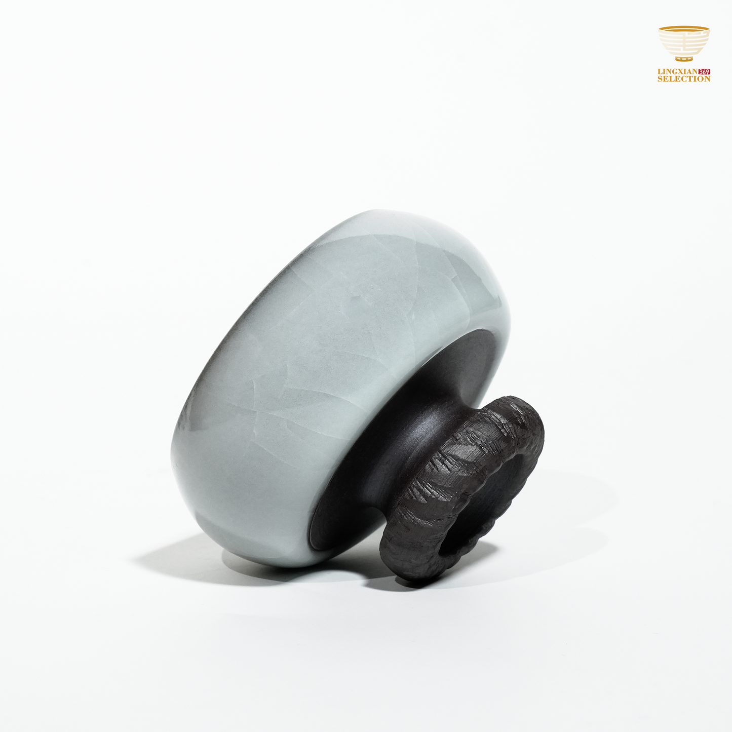 Liao Xinliang Off-White Glaze Iron-Titanium High-Footed Cup | Handmade Celadon Art T Vessel | Zen-Inspired Crackle Glaze Tasting Cup