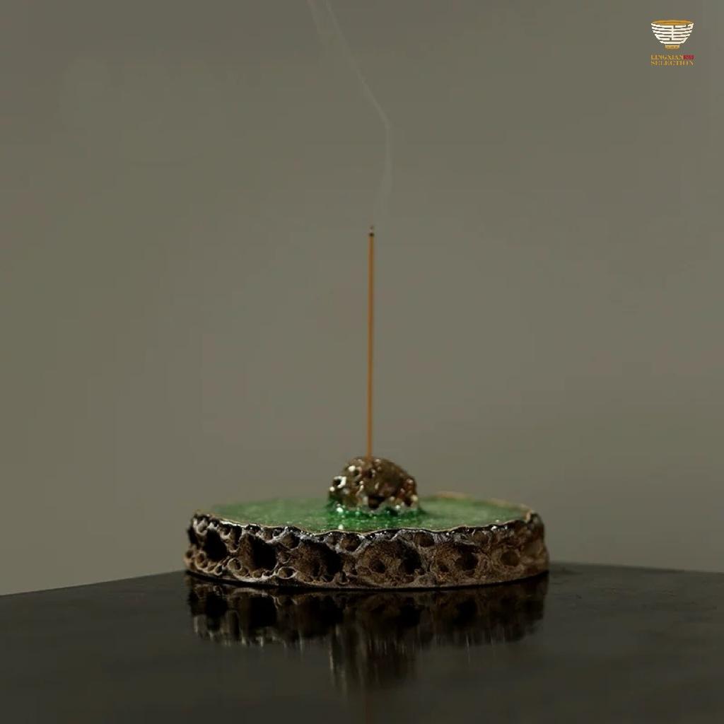 Handmade Taihu Lake Stone Incense Holoder Aged Rock-Mineral Incense Holoder Collector’s Choice For Ceramics Collectors