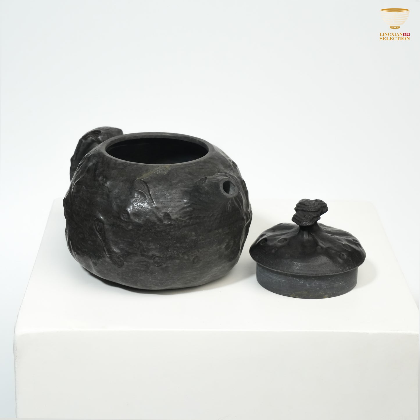 【Hunan An Hua Tillite Stone Gongchun Teapot】 Glacial Rock Teapot |Hand-Carved Natural Stone|Water Purification Effect|Translucent Texture|Oriental Tea Aesthetic