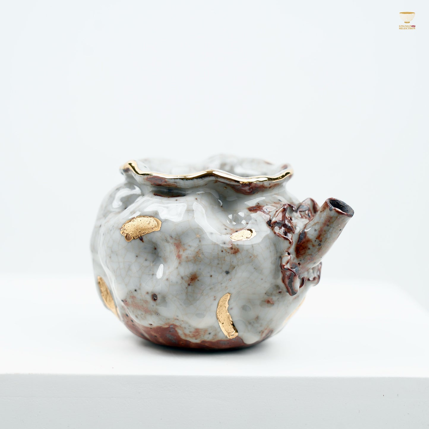 Gao Yue · Shino Persimmon Fair Cup | Handmade Shino Ware Ceramic | Kintsugi Aesthetic · Persimmon-Inspired Oriental Tea Pitcher