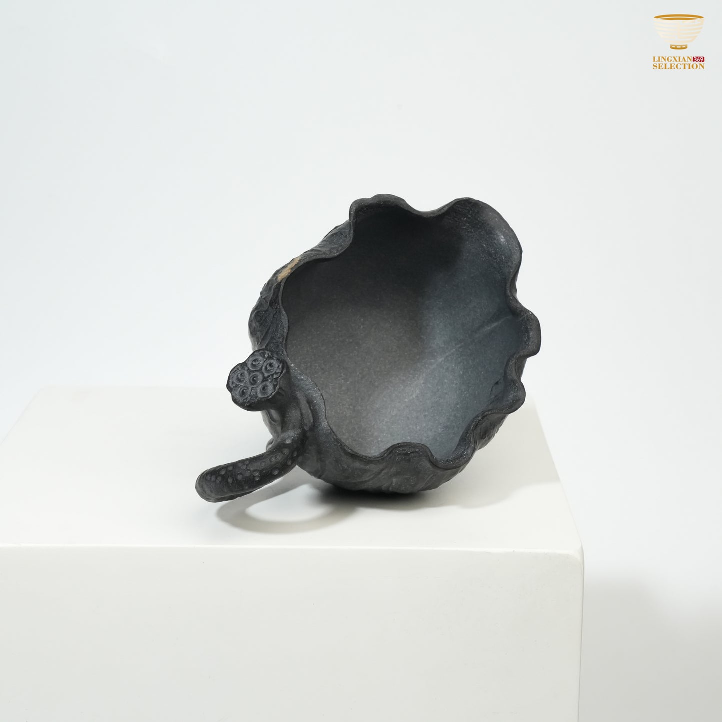 【Hunan An Hua Tillite Stone Lotus Sharing Cup】|Hand-Carved Natural Stone|Raw Rock Texture|Artisan Teaware for Authentic Gongfu Tea Experience