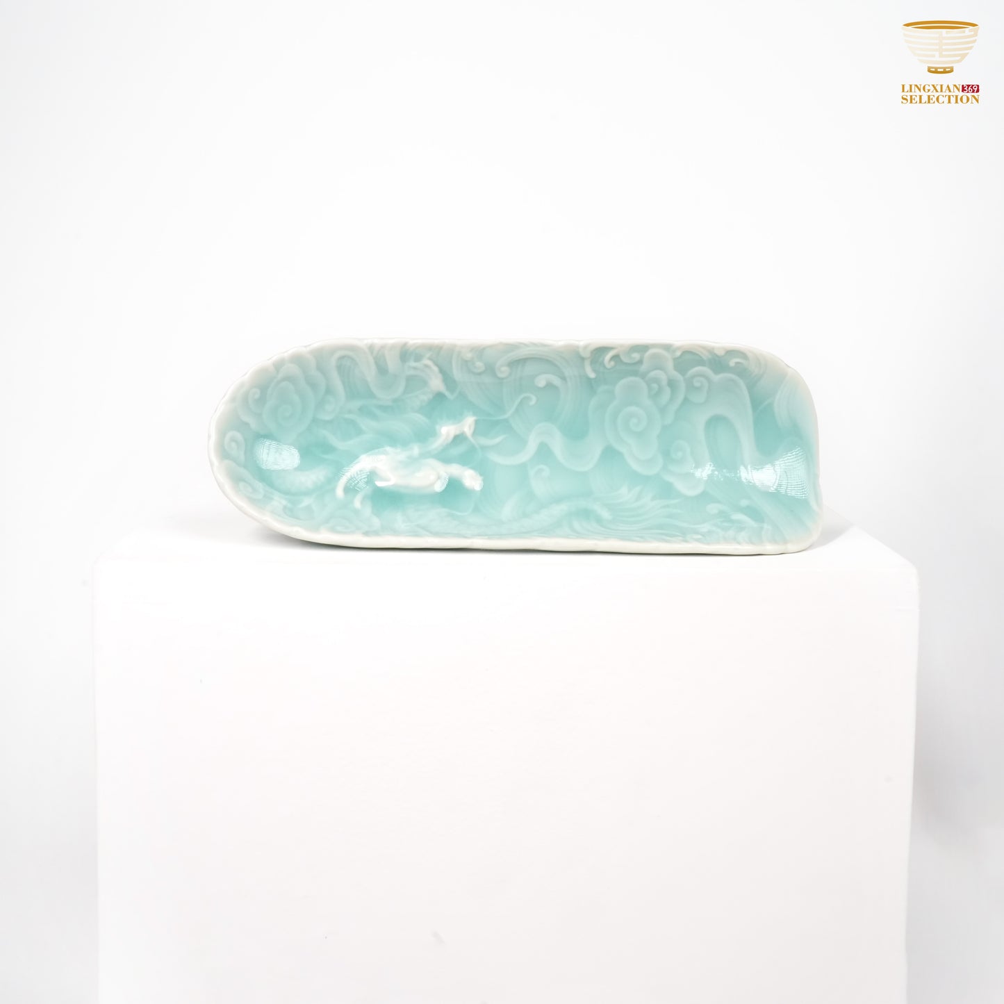 Lei Huixian · Celadon “Dragon in Clouds” Tea Scoop | Handmade Carved Porcelain | Oriental Elegance · Collectible Gongfu Tea Accessory
