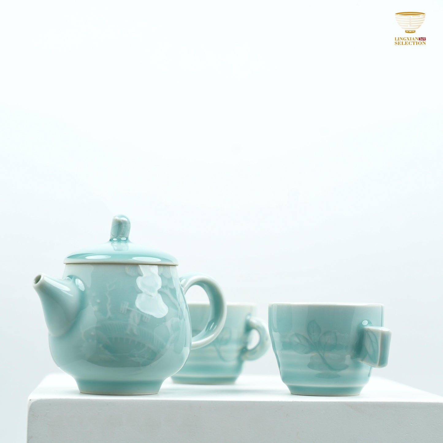 【Premium Celadon landscape Tea Set From Lei Huixian】 – Handcrafted Floral Engraved Teapot & Cups with Lotus Tray | Master Design Collectible Teaware for Gifting