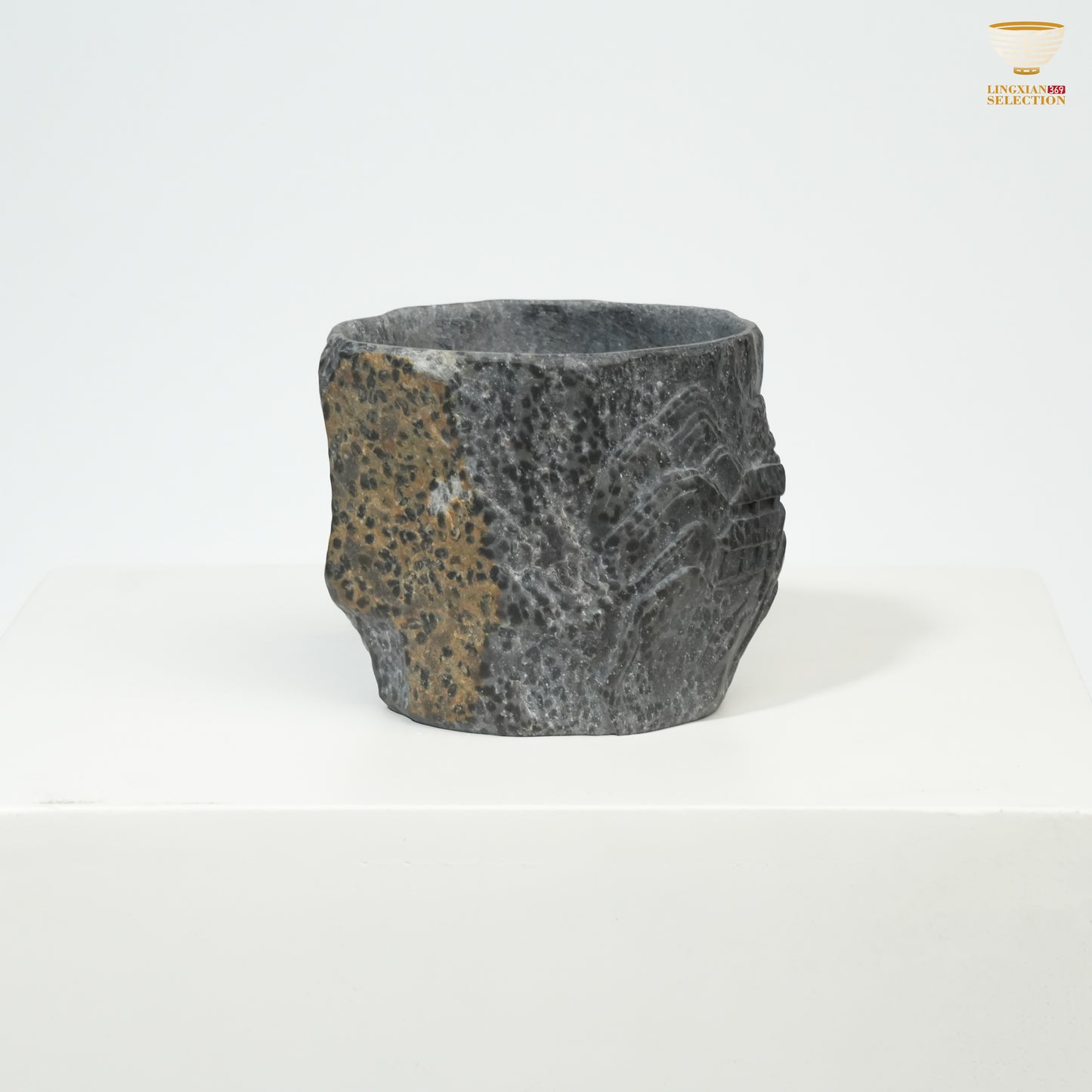 【Hunan Tillite Stone Landscape Cup 】|Natural Stone Material · Hand-Carved Craftsmanship · Distinct Rock Texture · A Refined Choice for Tea Aesthetics