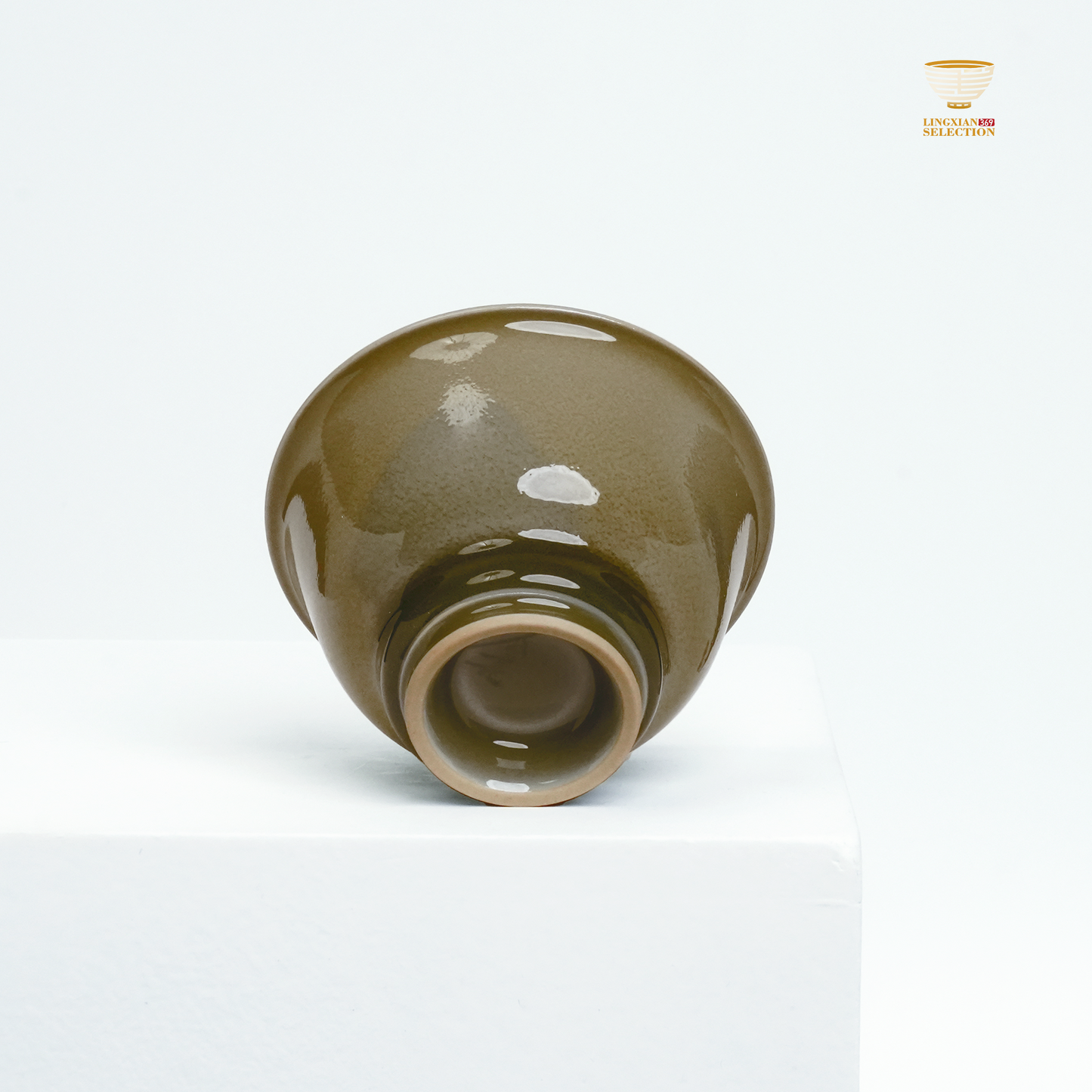 【Longquan Celadon by Liao Xinliang · Butterfly Wood-fire Teacup|A Masterpiece of Craftsmanship & Tea Aesthetic Collection】