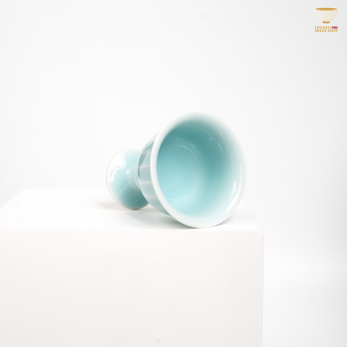 Jin Hongyang Celadon Pink Blue Lotus Goblet Cup|Handcrafted Porcelain · Elegant Stemware · Neo-Chinese Aesthetic · For Tea & Wine