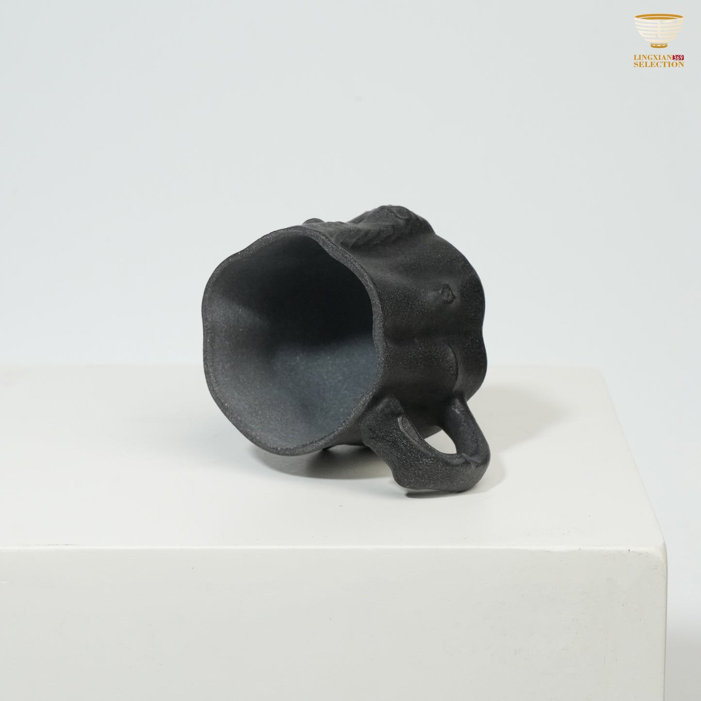 【Hunan An Hua Tillite Stone Gongchun Teacup】|Natural Stone Material · Hand-Carved Craftsmanship · Distinct Rock Texture · A Refined Choice for Tea Aesthetics