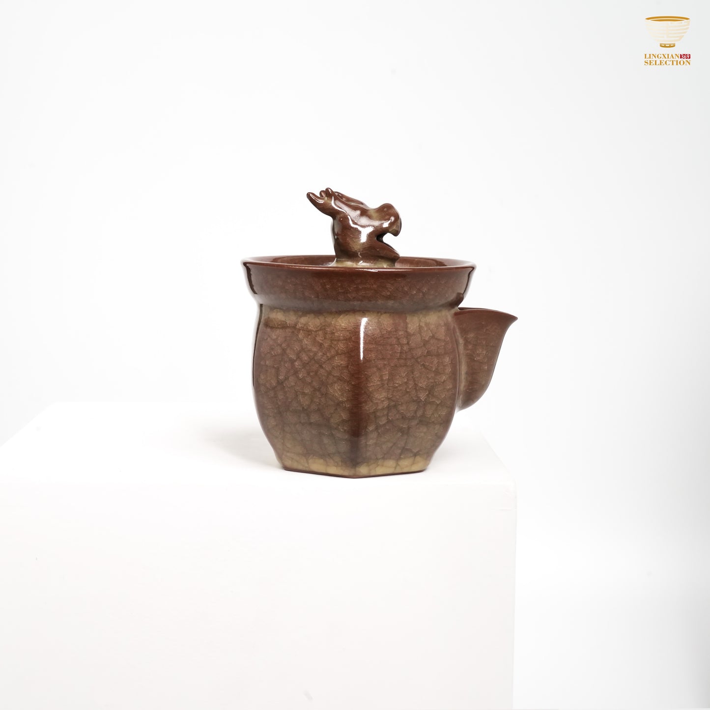 Jin Hongyang · Ge Ware Ice-Crackle Quick teapot|Transmutation Glaze · Handcrafted Finish · Reimagined Antiquity · A Statement Piece for the Tea Table