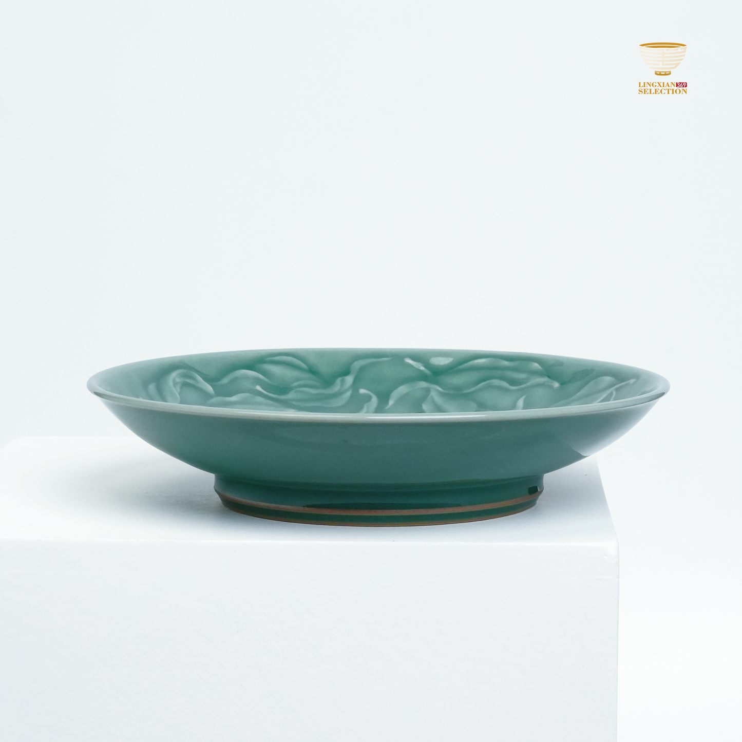 【Longquan Celadon by Liao Xinliang · Qian Ye Gaiwan Series|A Masterpiece of Craftsmanship & Tea Aesthetic Collection】