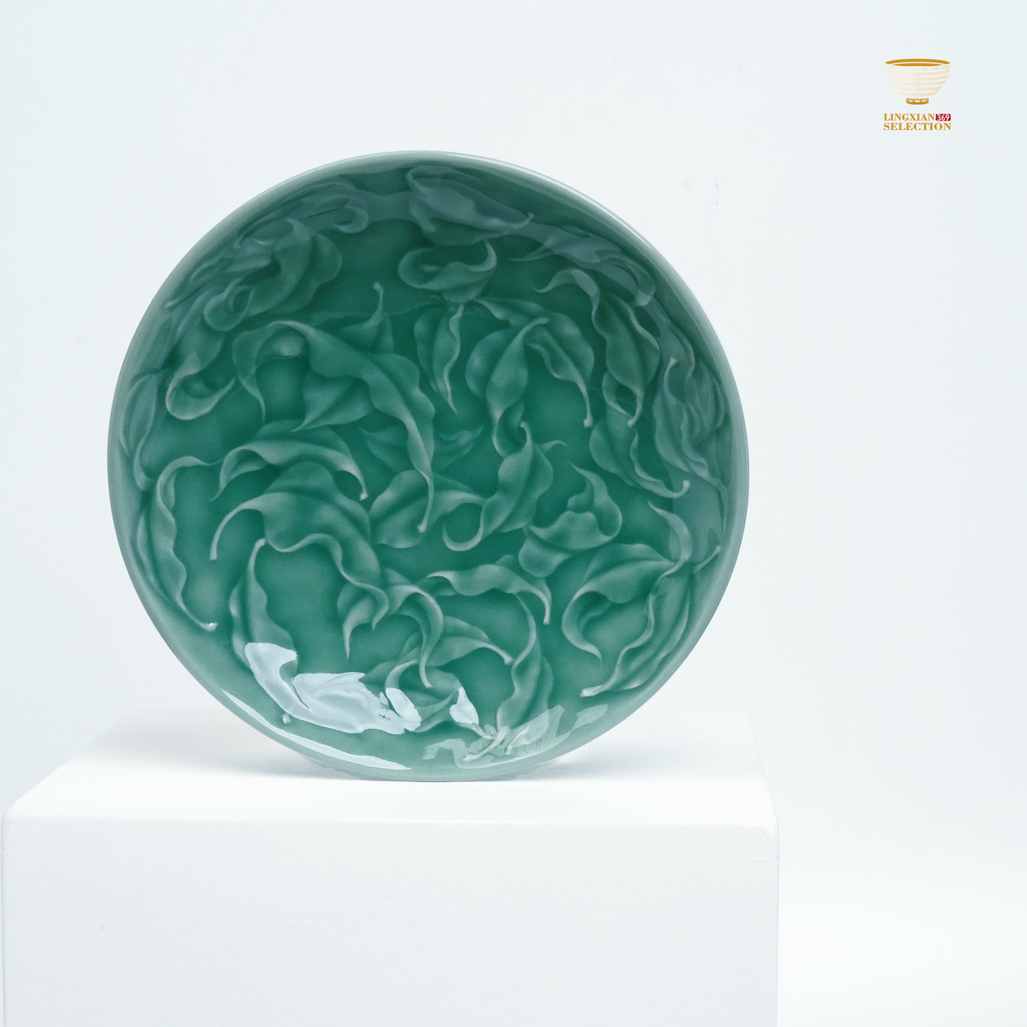 【Longquan Celadon by Liao Xinliang · Qian Ye Gaiwan Series|A Masterpiece of Craftsmanship & Tea Aesthetic Collection】