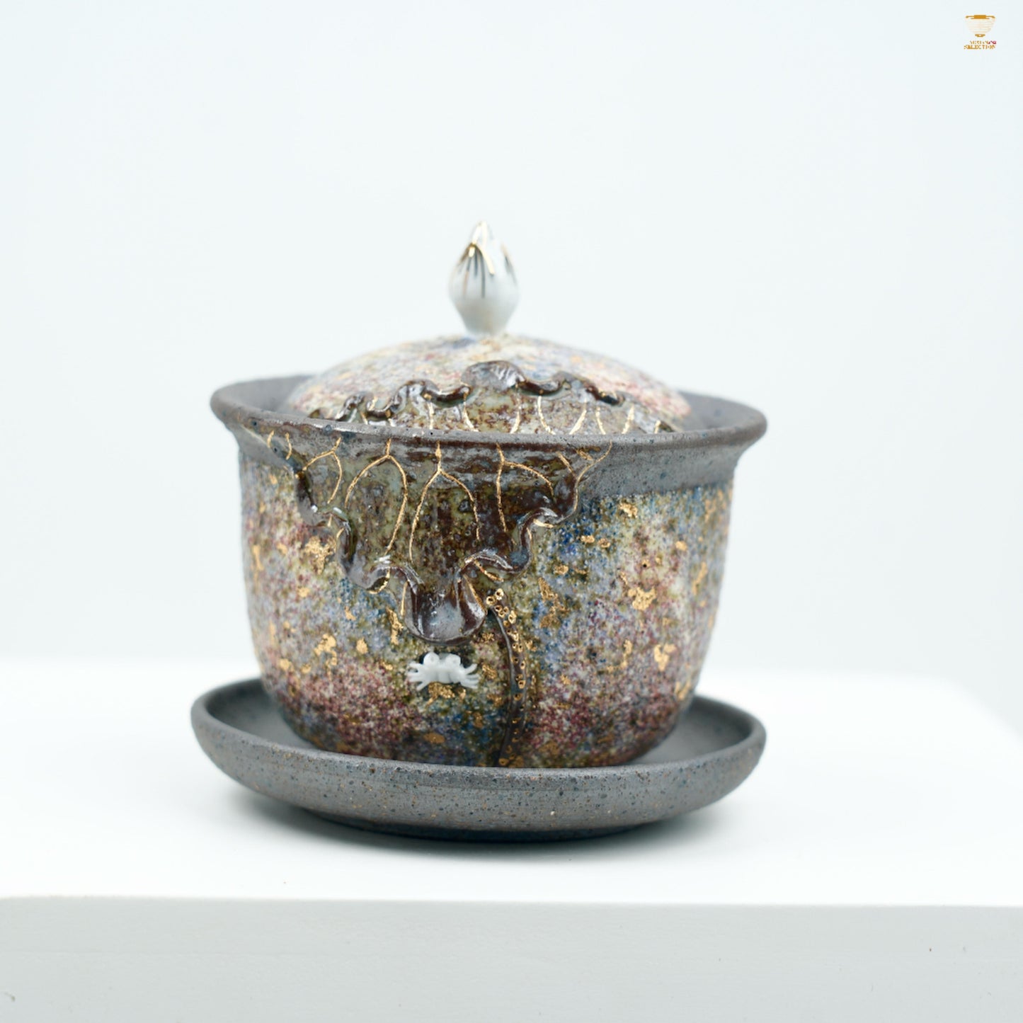 Gaoyue Aged Rock-Mineral Glaze Harmony Gaiwan | Lotus Leaf & Seedpod Design · Handcrafted Ceramic Teaware | Oriental Zen Aesthetic