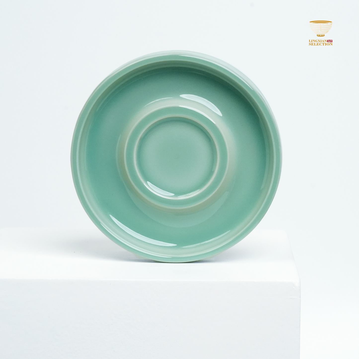 【Longquan Celadon by Liao Xinliang ·Rising Winds and Flowing Waters Gaiwan |A Masterpiece of Craftsmanship & Tea Aesthetic Collection】