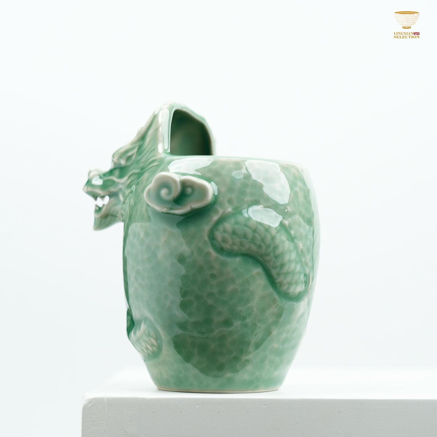 【Celadon Dragon Spout Fair Cup From Lei Huixian】 Dragon Spout Fair Cup – Handcrafted Tea Pitcher with Sculpted Dragon Head | 3 Variants incl. Stunning Wood-Fired Finish