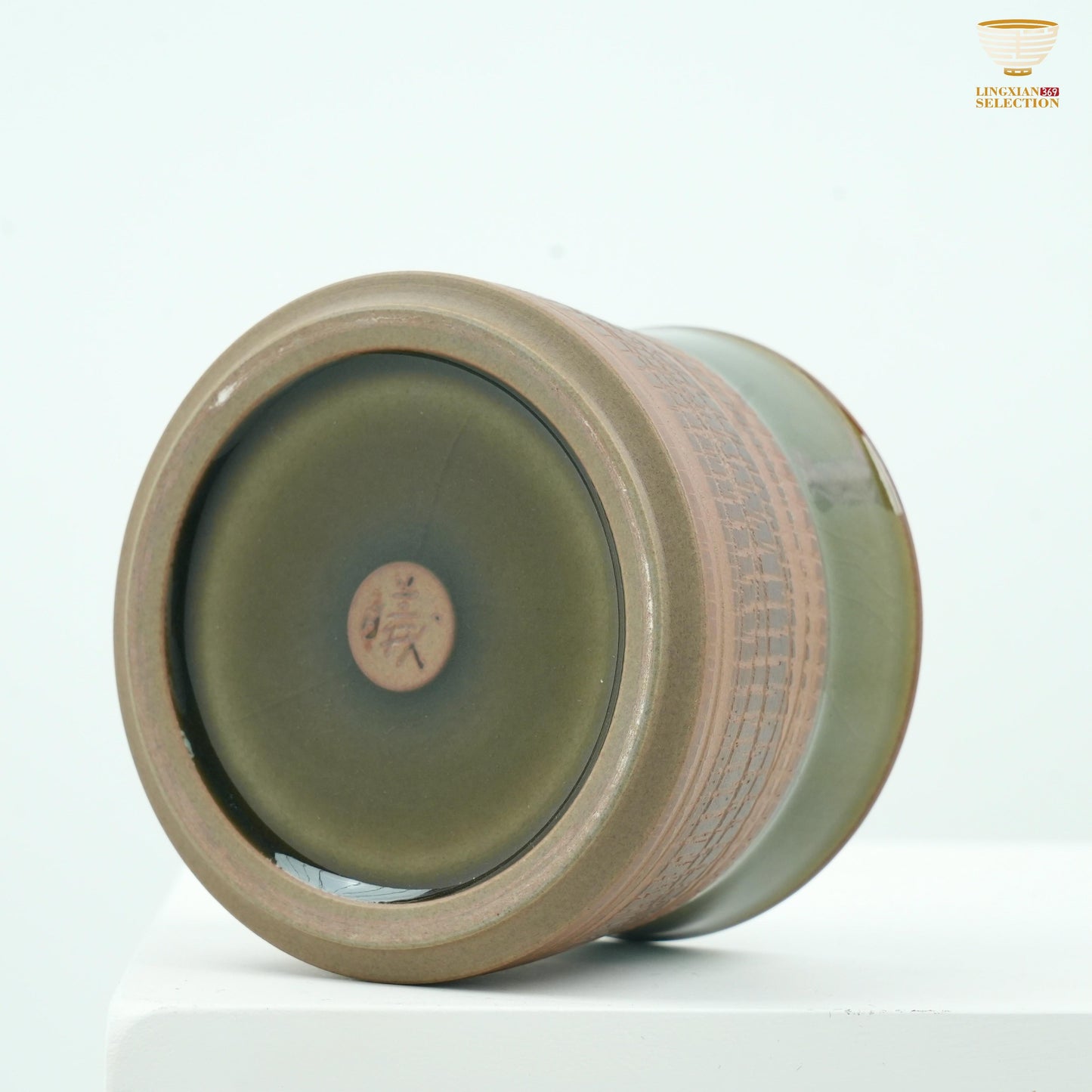 【Wood-fired Celadon Cup From Ye Chenxi】Celadon Tall-Footed Teacup|Vintage Geometric Pattern|Dual Ring Handles|Handcrafted Antiqued Design|Artisan Collectible Teaware|For Ceramic Art Collectors