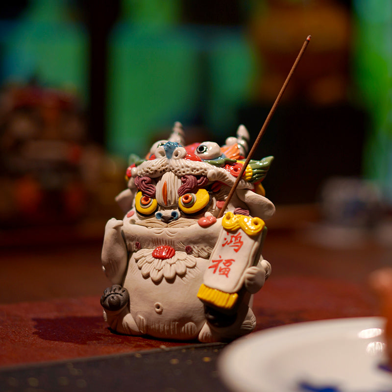Shan Hai Jing Baize – Jingdezhen Porcelain Tea Pet Ornament