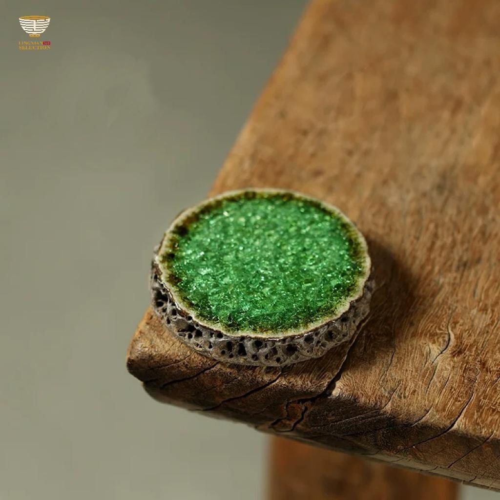 Handmade Taihu Stone Lid Rest | Aged Rock-Mineral Gongfu Tea Lid Holder | Wabi-Sabi Inspired Teaware Accessory