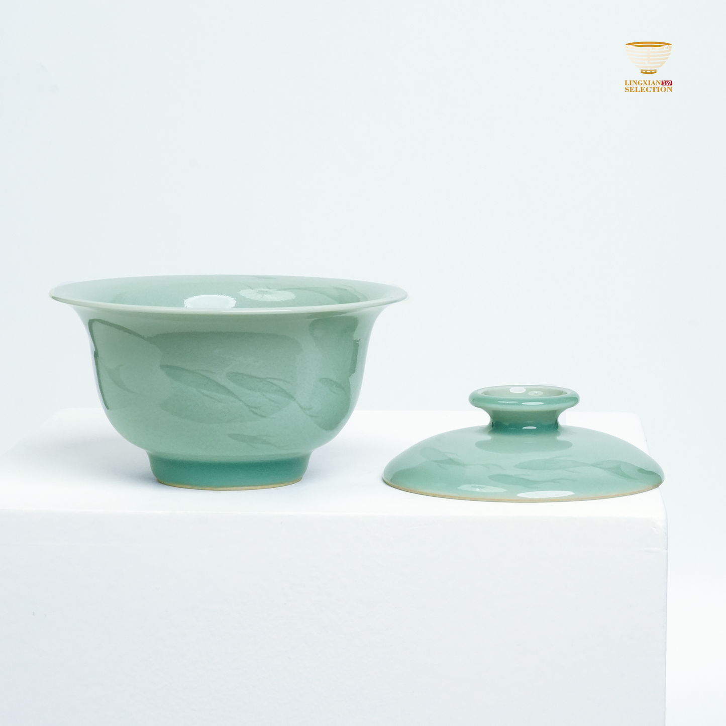 【Longquan Celadon by Liao Xinliang Big Fish & Begonia Gaiwan|A Masterpiece of Craftsmanship & Tea Aesthetic Collection】
