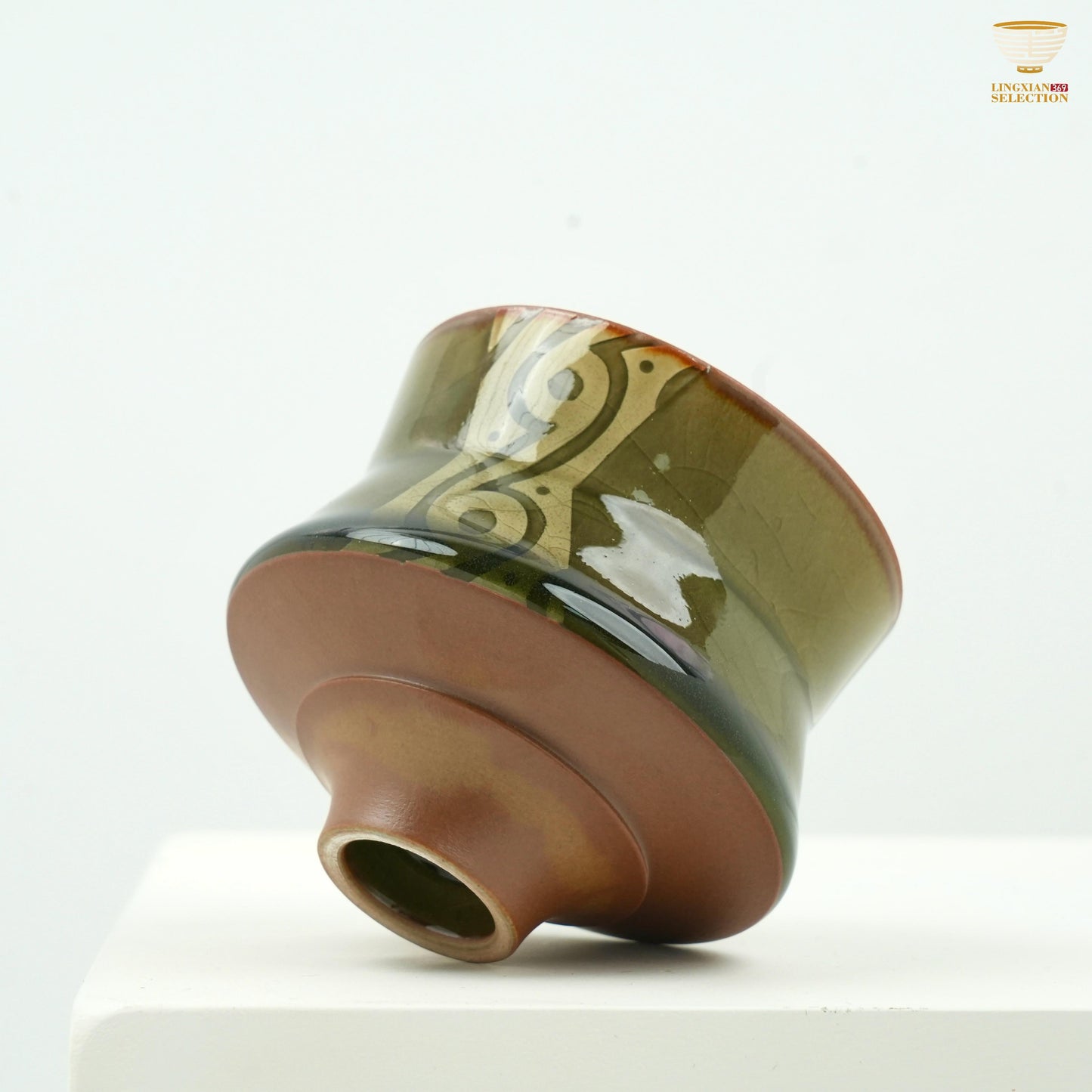 【Wood-fired Celadon Cup From Ye Chenxi】Celadon Tall-Footed Teacup|Vintage Geometric Pattern|Dual Ring Handles|Handcrafted Antiqued Design|Artisan Collectible Teaware|For Ceramic Art Collectors
