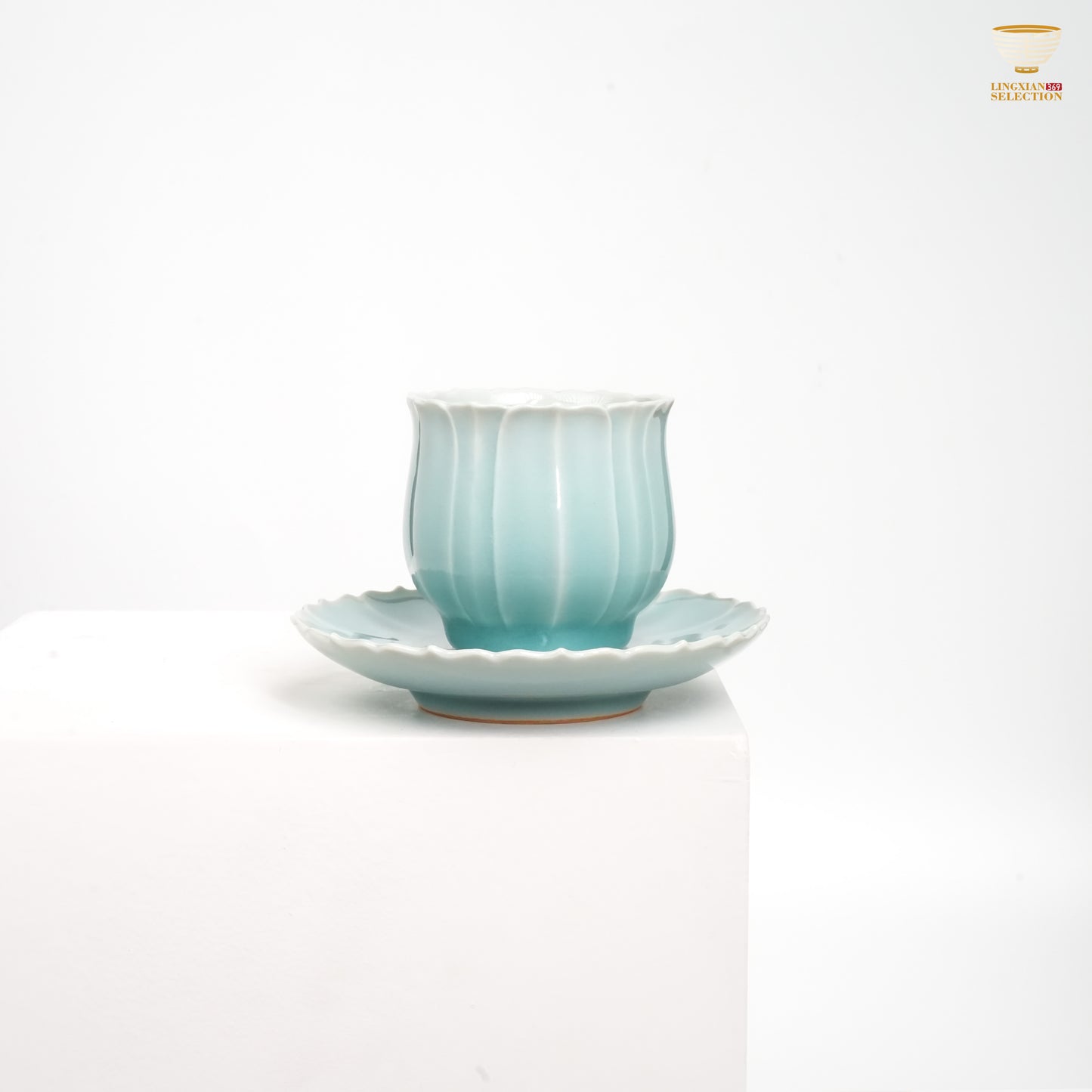 Jin Hongyang · Celadon Lotus Teacup & Pink Blue Saucer Set|Handcrafted Porcelain · One Cup One Saucer · Elegant as a Lotus ChatGPT