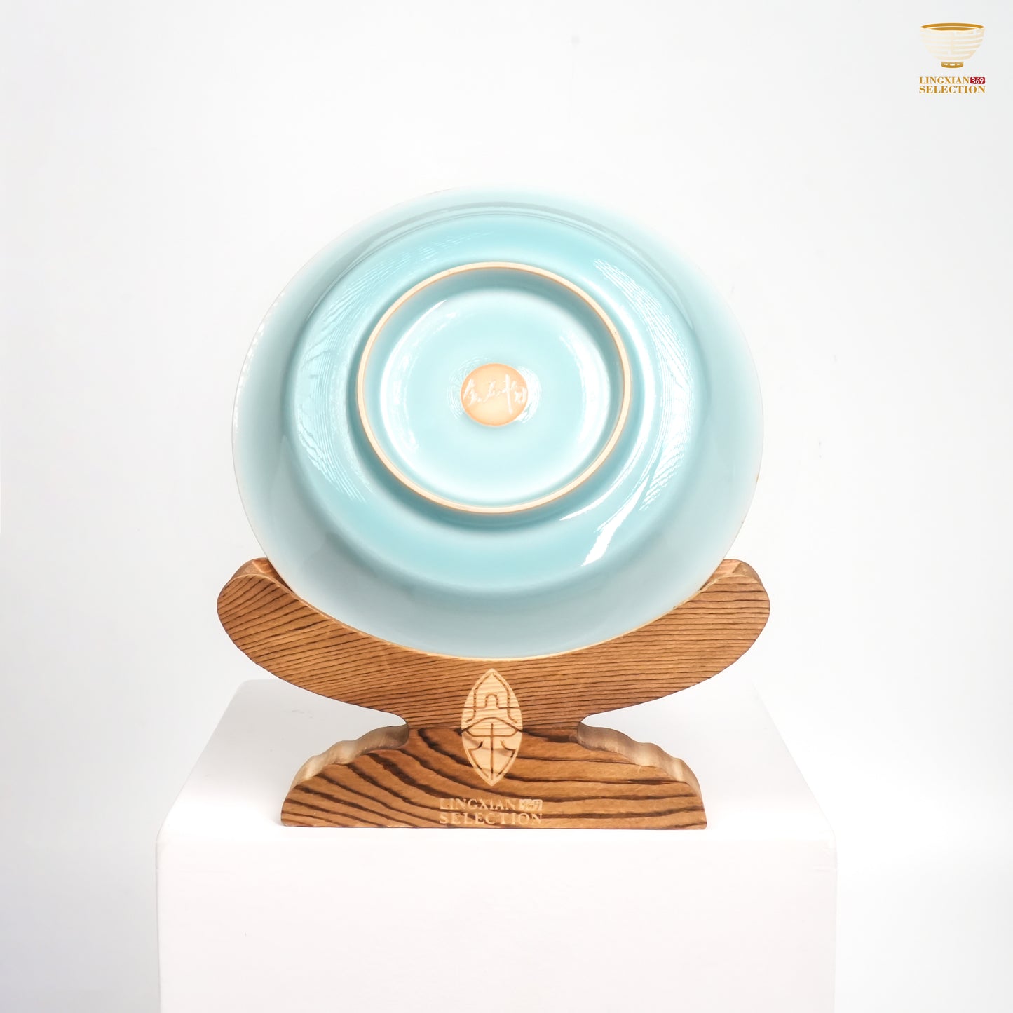 Jin Hongyang · Celadon Pink Blue Dragon, Soaring Crane & Auspicious Cloud Teapot Saucer|High-Temperature Firing · Embossed Relief Motif · Artisan Handcrafted · Elegant Gifting Choice