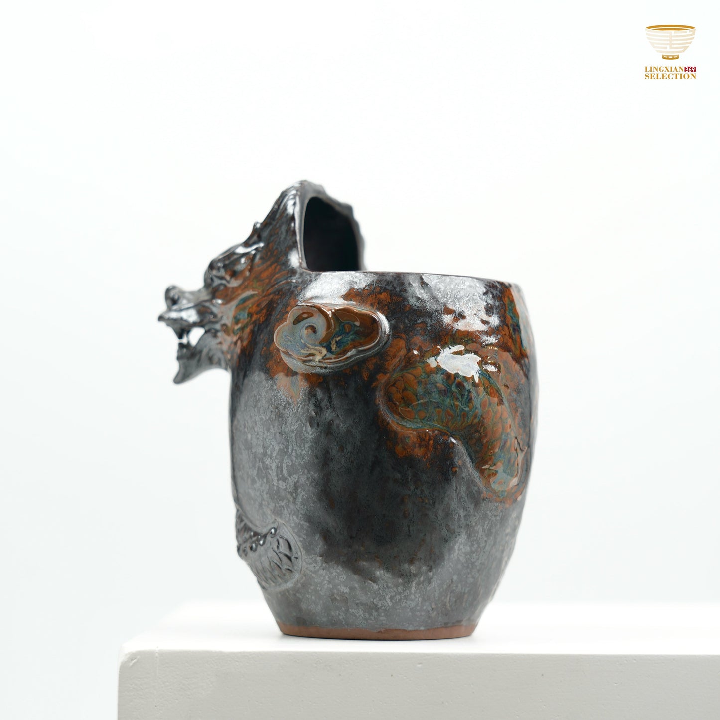 【Celadon Dragon Spout Fair Cup From Lei Huixian】 Dragon Spout Fair Cup – Handcrafted Tea Pitcher with Sculpted Dragon Head | 3 Variants incl. Stunning Wood-Fired Finish