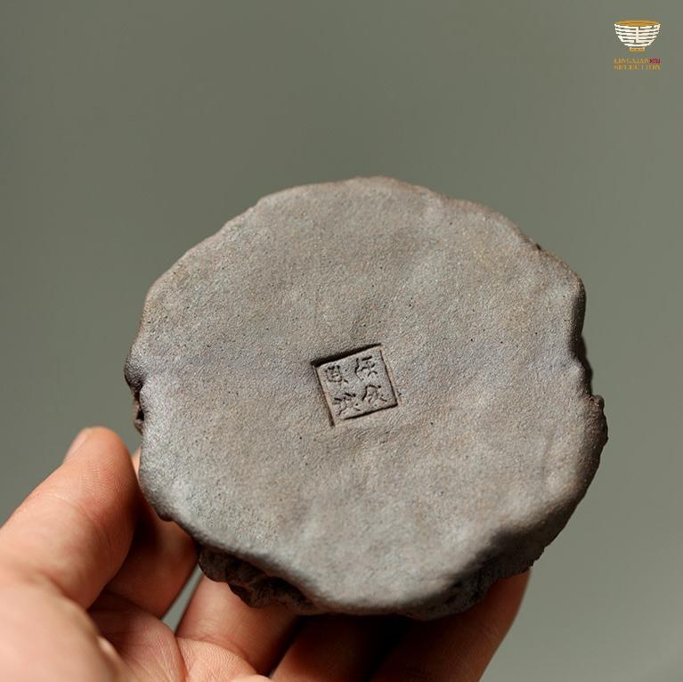 Handmade Taihu Stone Lid Rest | Aged Rock-Mineral Gongfu Tea Lid Holder | Wabi-Sabi Inspired Teaware Accessory