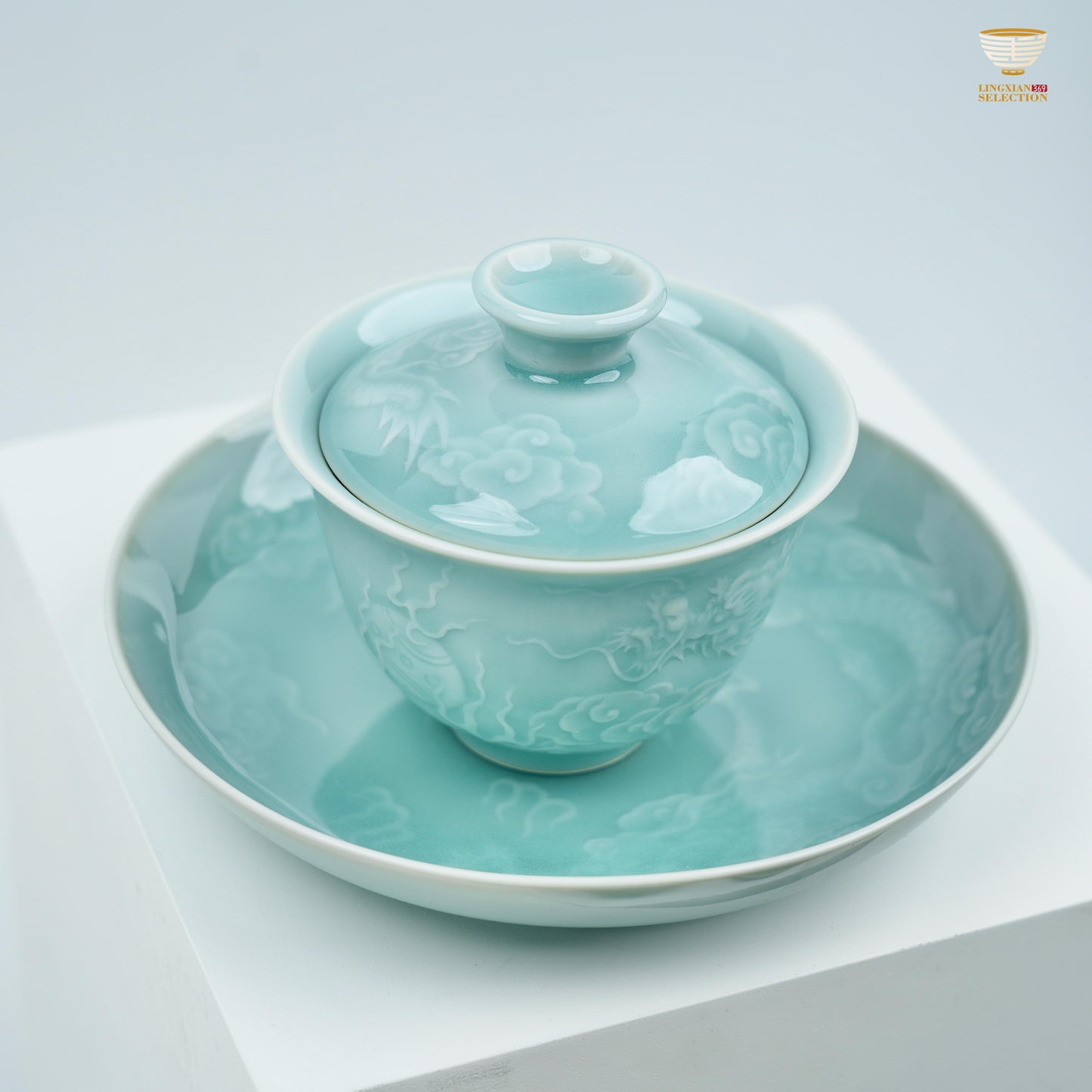 【Celadon Gaiwan From Master Lei Huixian】 – Handcrafted High-Fired Porcelain Lid Bowl with Embossed Dragon | Original Kung Fu Teaware Design