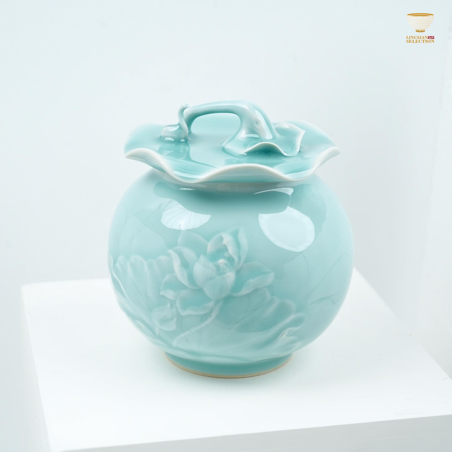 【Diplomatic Gift in Hangzhou Asian Games From Lei Huixian】Elegant Celadon Tea Set | Flower Cup & Carved Jar | Aesthetic Chinese Teaware Gift Set | Artisan Porcelain for Collectors