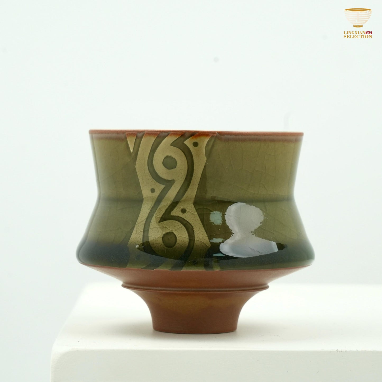 【Wood-fired Celadon Cup From Ye Chenxi】Celadon Tall-Footed Teacup|Vintage Geometric Pattern|Dual Ring Handles|Handcrafted Antiqued Design|Artisan Collectible Teaware|For Ceramic Art Collectors