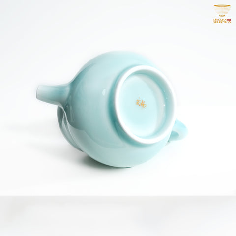 Jin Hongyang · Celadon Pink Blue Series Teapot｜Velvety Glaze · Handcrafted Form · Minimalist Silhouette · An Elegant Choice for Everyday Brewing