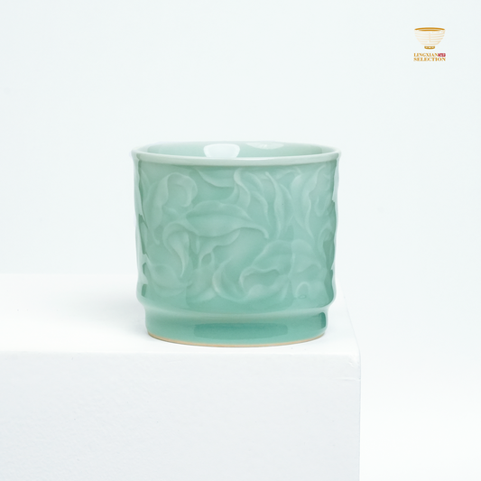 【Longquan Celadon by Liao Xinliang · Qian Ye Horizon Teacup ｜A Masterpiece of Craftsmanship & Tea Aesthetic Collection】