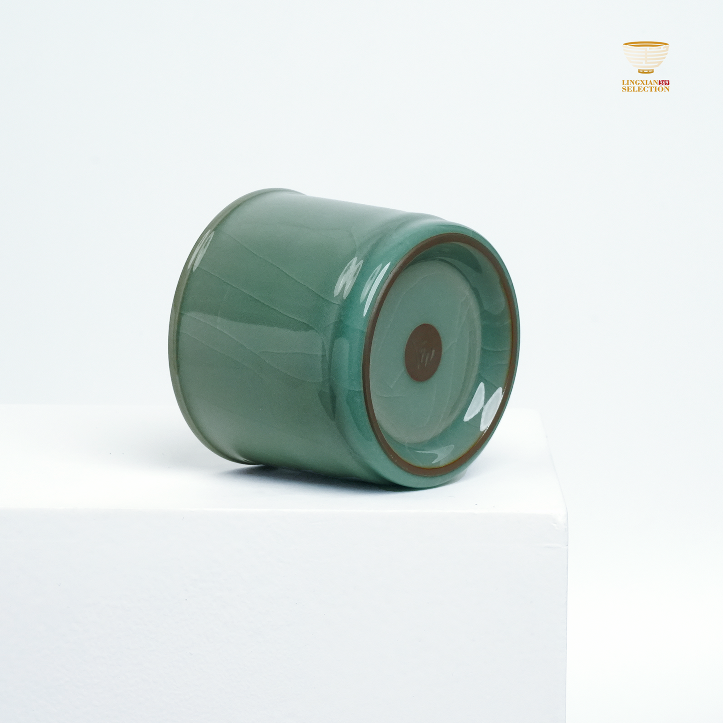 【Longquan Celadon by Liao Xinliang ·Ice crackles Horizon Teacup Series｜A Masterpiece of Craftsmanship & Tea Aesthetic Collection】
