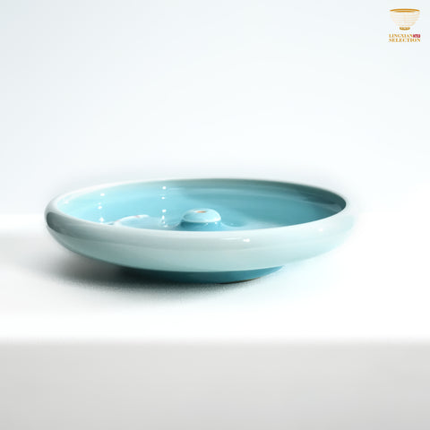 Jin Hongyang · Celadon Pink Blue Goldfish Incense Holder｜Rippling Water Aesthetics · Glossy Official Glaze · Handcrafted Elegance for the Tea & Incense Table
