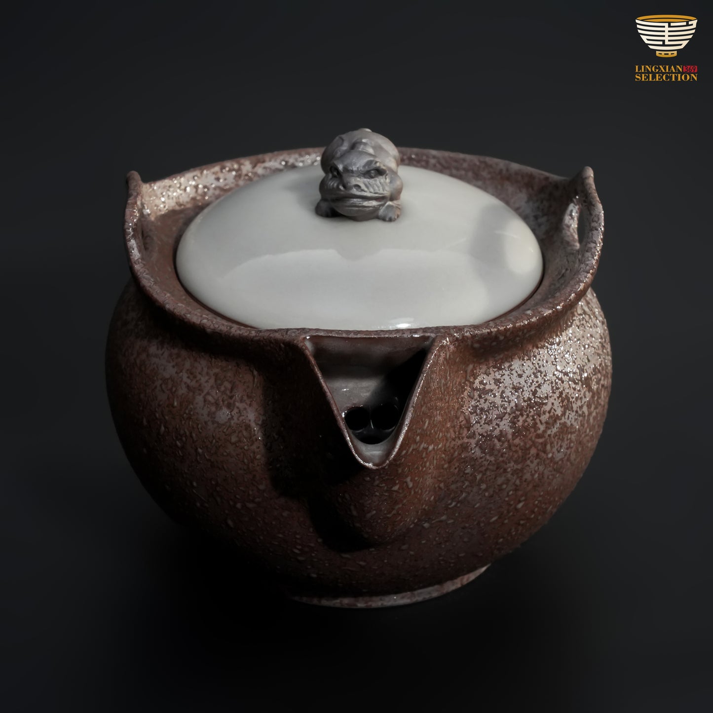 【Wu Jun Handmade Celadon Stone-Texture Teapot And Quick Pot】Original Handcrafted · High-Fired Celadon · Rock-Inspired Finish · Premium Tea Brewing Vessel