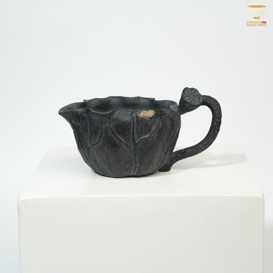 【Hunan An Hua Tillite Stone Lotus Sharing Cup】｜Hand-Carved Natural Stone｜Raw Rock Texture｜Artisan Teaware for Authentic Gongfu Tea Experience