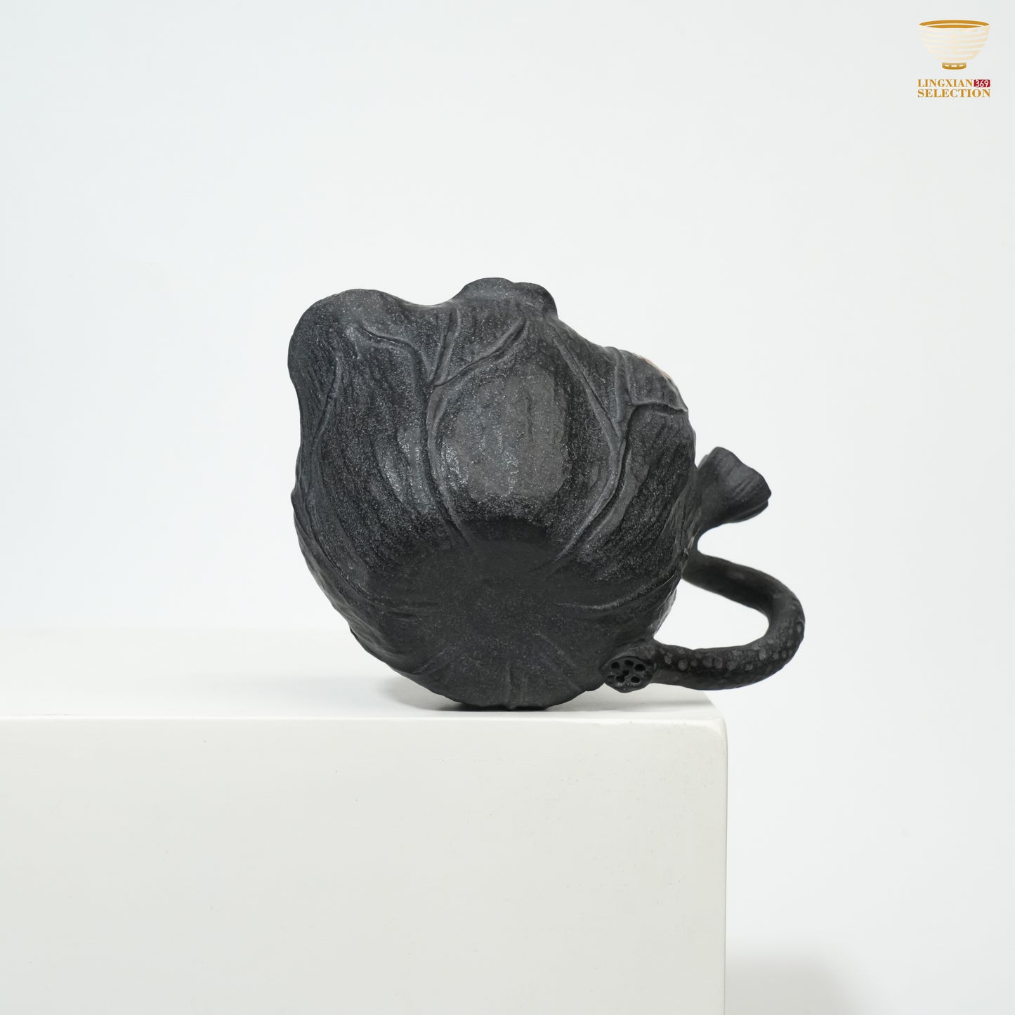 【Hunan An Hua Tillite Stone Lotus Sharing Cup】｜Hand-Carved Natural Stone｜Raw Rock Texture｜Artisan Teaware for Authentic Gongfu Tea Experience