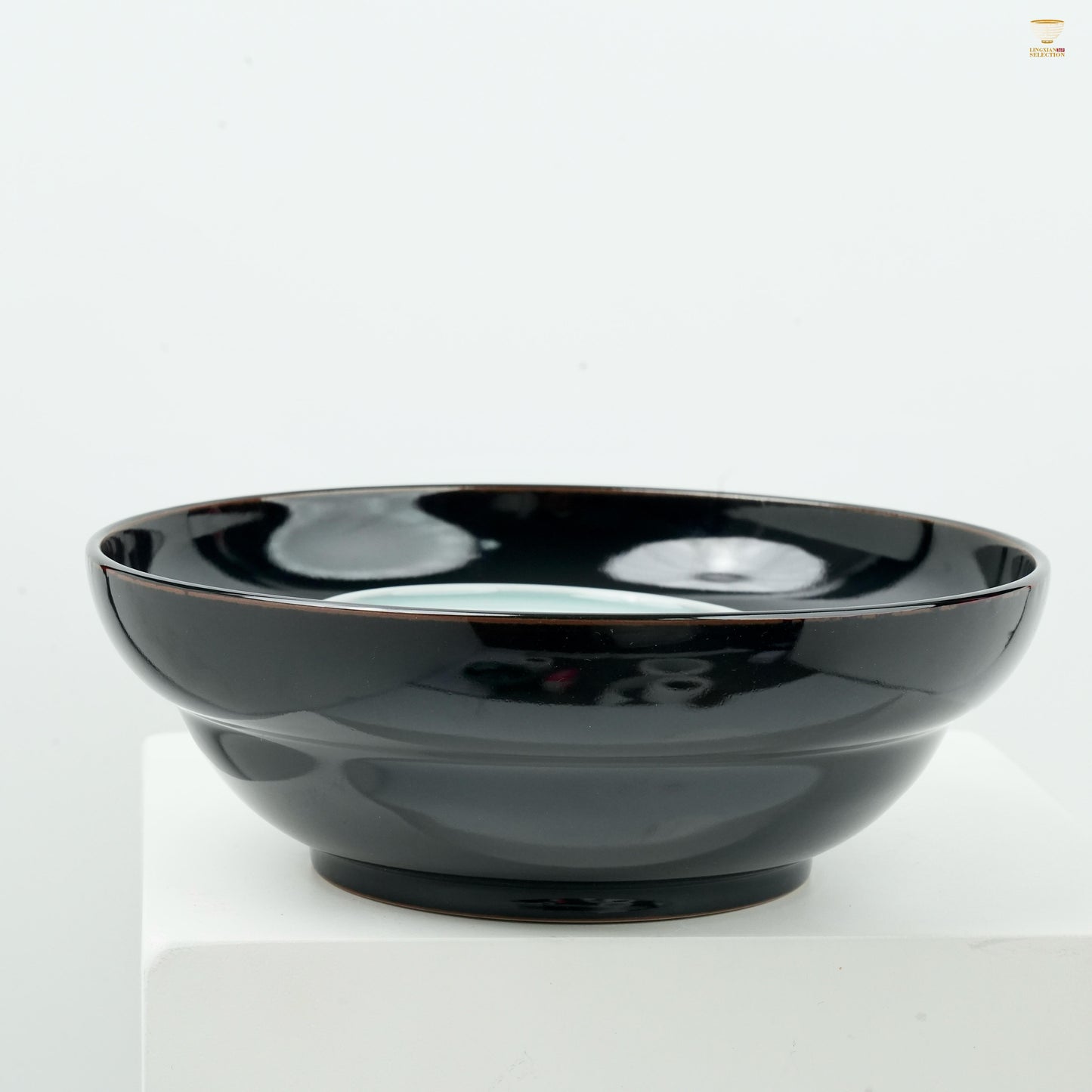 [Huang Can Celadon | Black Glaze Elegance] Handcrafted Chinese Teaware– Shadow Celadon Water tank with Dragon Relief Saucer ｜High-Fired Porcelain · Oriental Aesthetics · Collectible Quality Drinkware