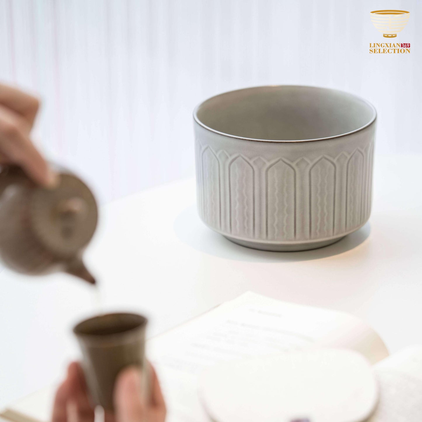 Tu Renzhai Lotus Petal Straight-Rim Water Tank Celadon Wash Bowl | Handcrafted Crackle Glaze Rinsing Vessel with Gift Box – For Gongfu Tea & Elegant Gifting